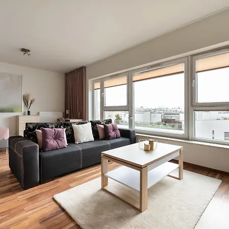 Apartment Wola 8th Floor Rose Warsaw